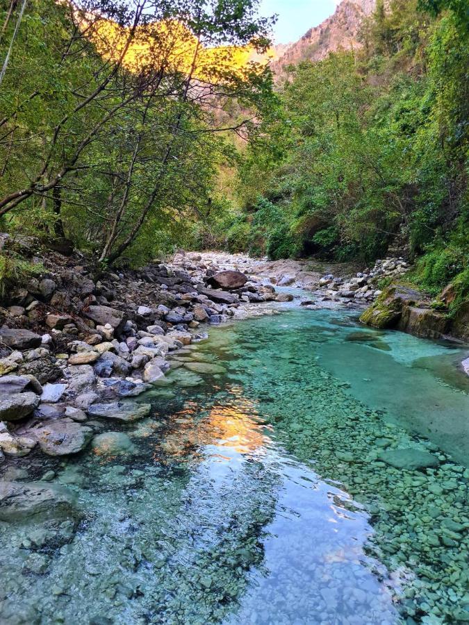 Incantevole Casa Sul Fiume, Relax E Natura Ai Piedi Della Alpi Apuane ماسا المظهر الخارجي الصورة